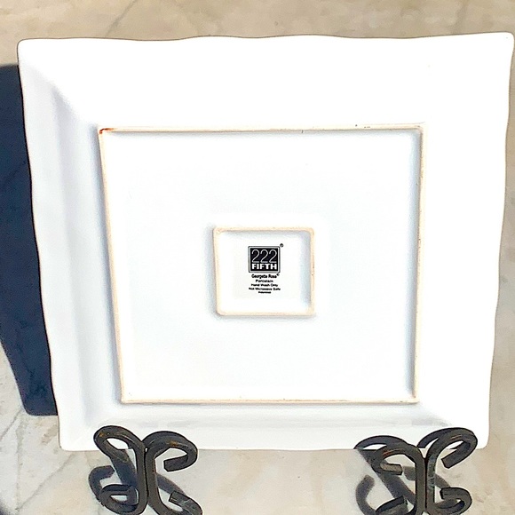 222 FIFTH GEORGETTE ROSE SQUARE DINNER PLATE 11 INCH NEW BIRD PORCELAIN - Picture 6 of 7